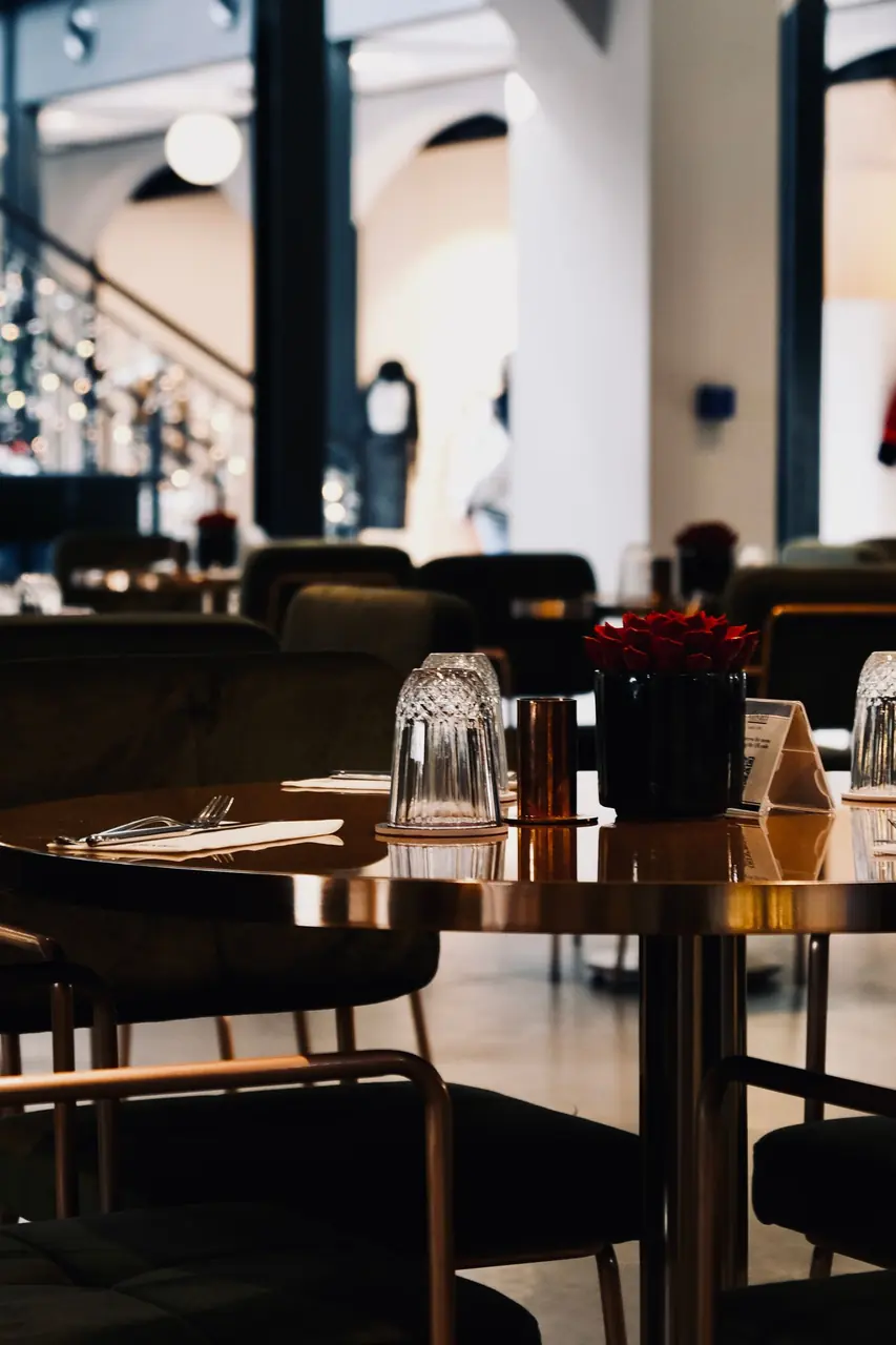 Luxury restaurant atmosphere