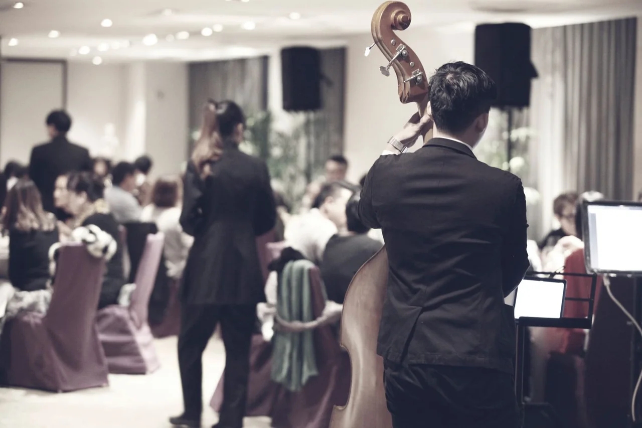 Sophisticated dinner and music event