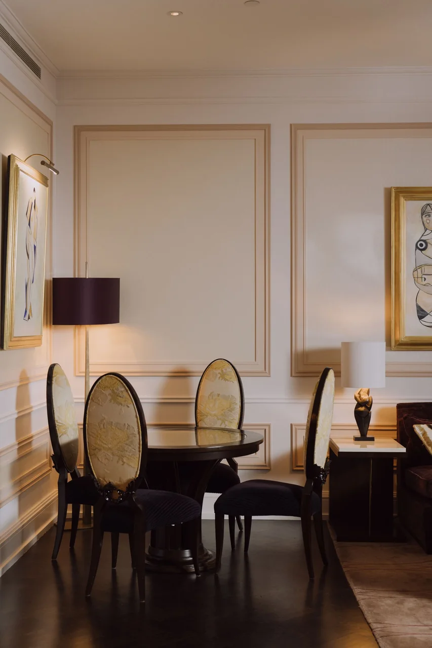 The elegant interior of a Trevessian Royal Manor suite
